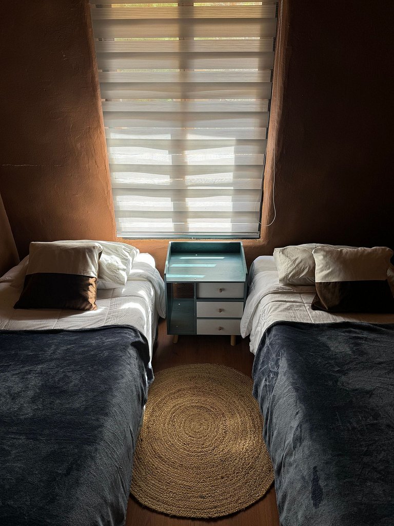 Refugio Adobe Mountain Lodge