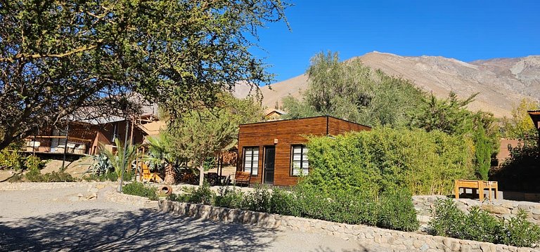 Refugio Adobe Mountain Lodge